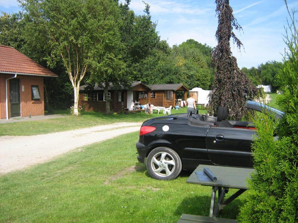Hjemstavnsgardens Camping & Cottages Glamsbjerg Exterior photo
